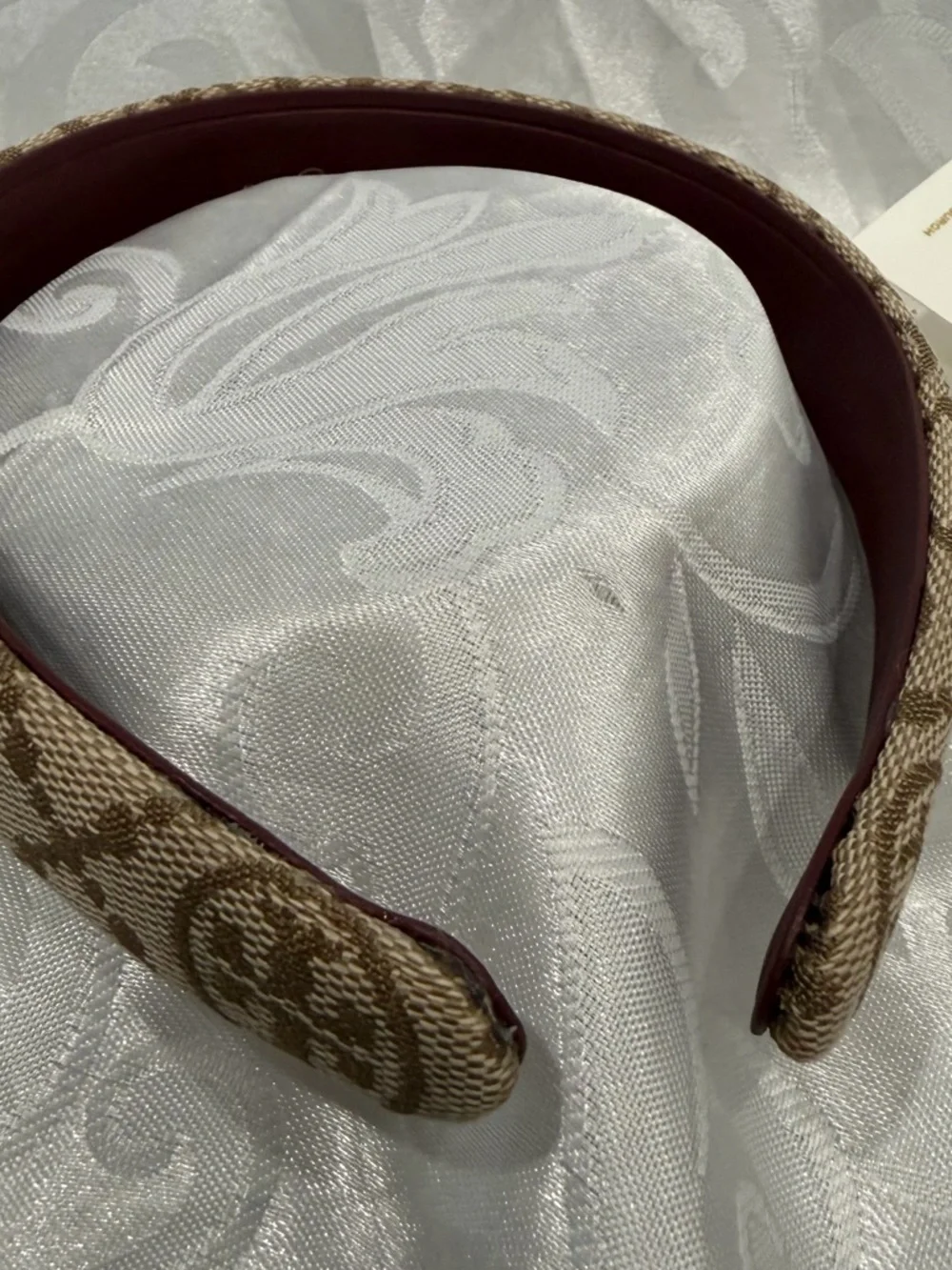 Tory Burch Beige Logo Pattern Headband with Brown Leather Lining. New - Picture 4 of 7